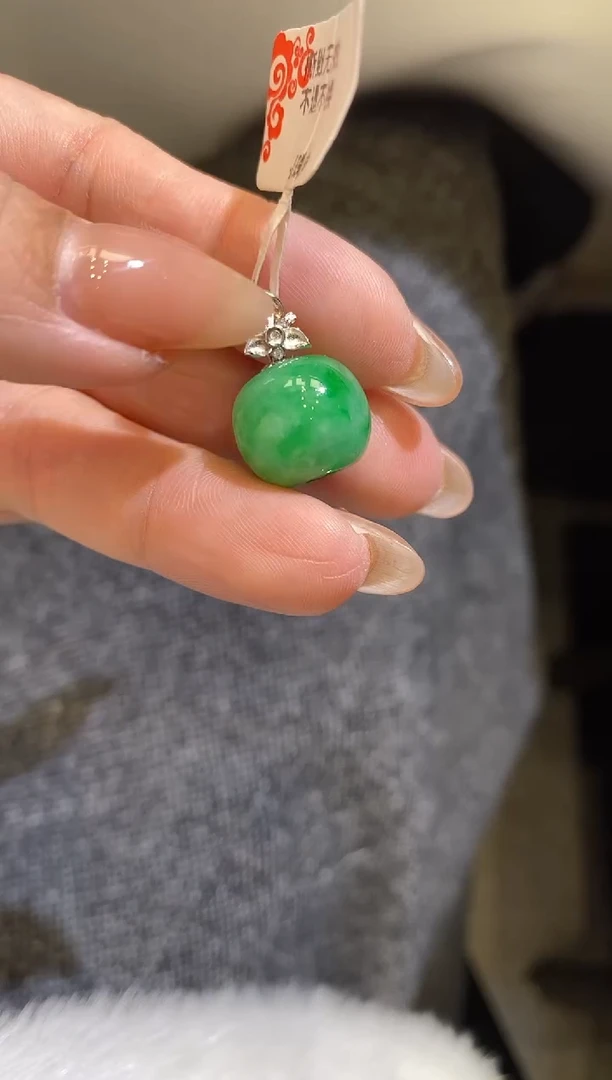 吊坠(不含链)18K金镶嵌翡翠珠子