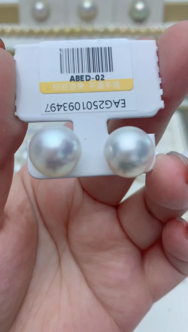 【闪购商品】海水珍珠耳饰18K金镶嵌q37