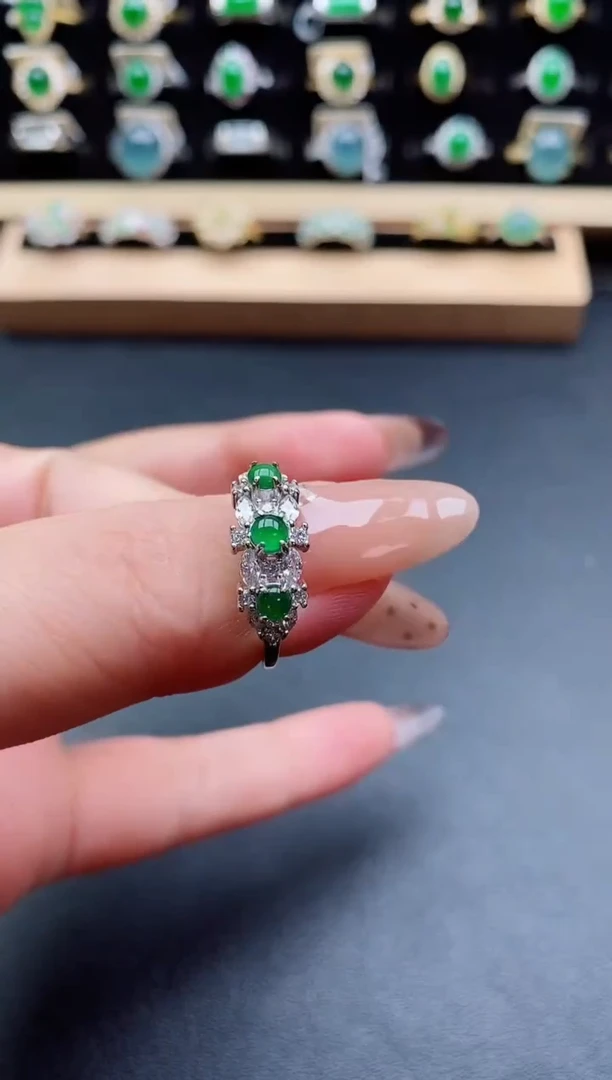 银S925镶嵌戒指翡翠1