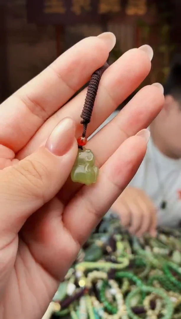 未镶嵌和田玉挂件多样性发货拍一发一