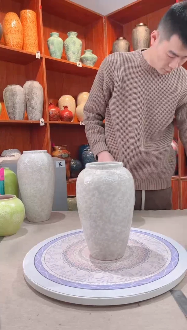 【闪购商品】瓶精品陶瓷花瓶 无花 茶白 中号