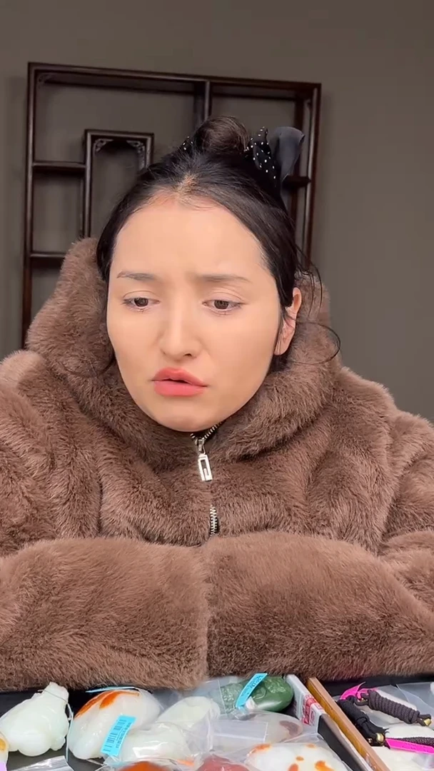 颈饰未镶嵌和田玉越*3121