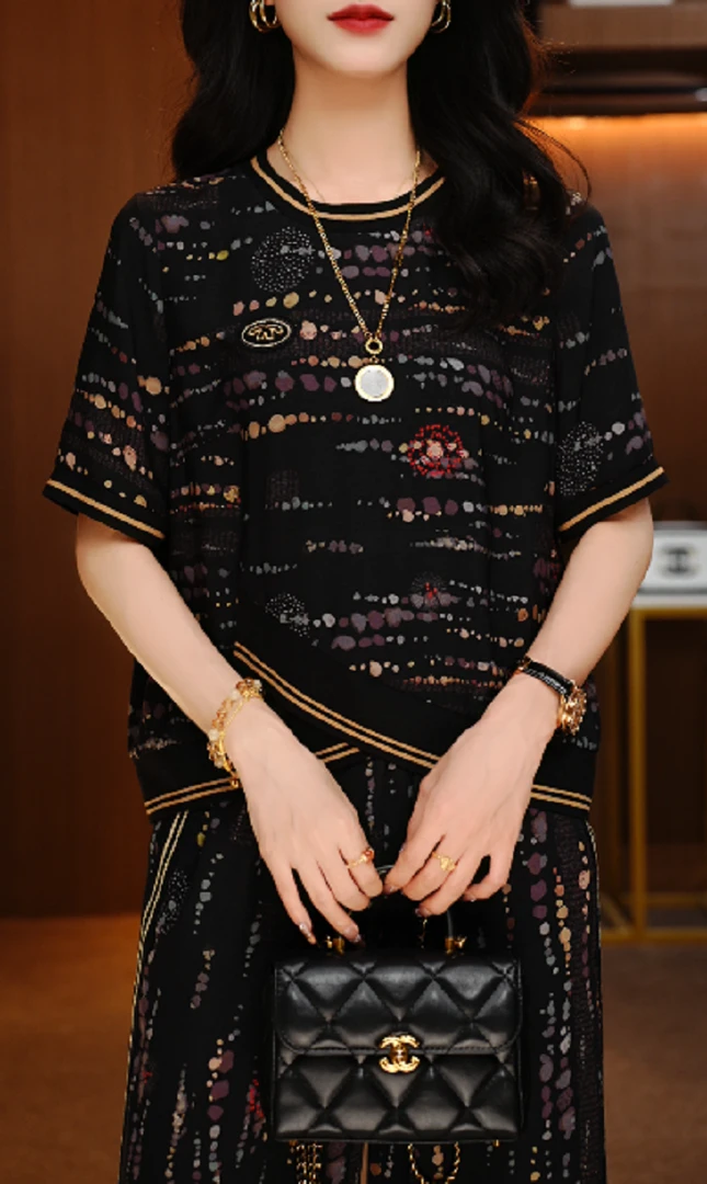 幻彩波点-新款2025时尚舒适百搭减龄优雅轻奢气质套装