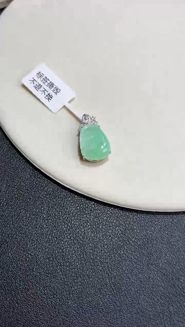 吊坠(不含链)银S925镶嵌翡翠吊坠