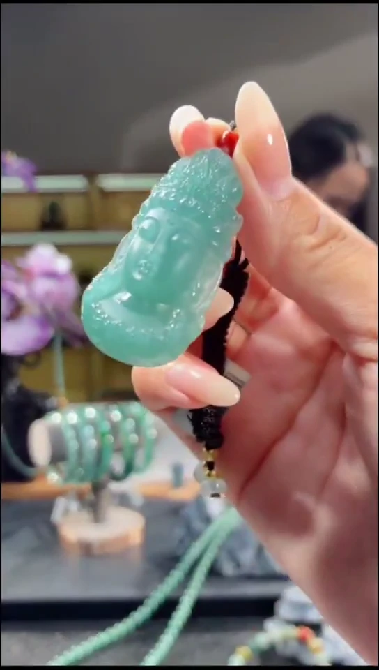 吊坠(不含链)未镶嵌翡翠观音