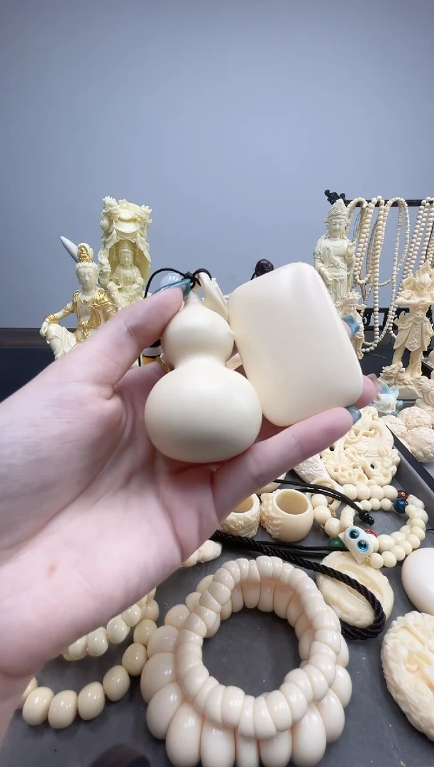 象牙果素面葫芦 素圆无事牌