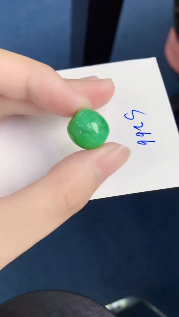 颈饰未镶嵌翡翠天然翡翠缅甸A货
