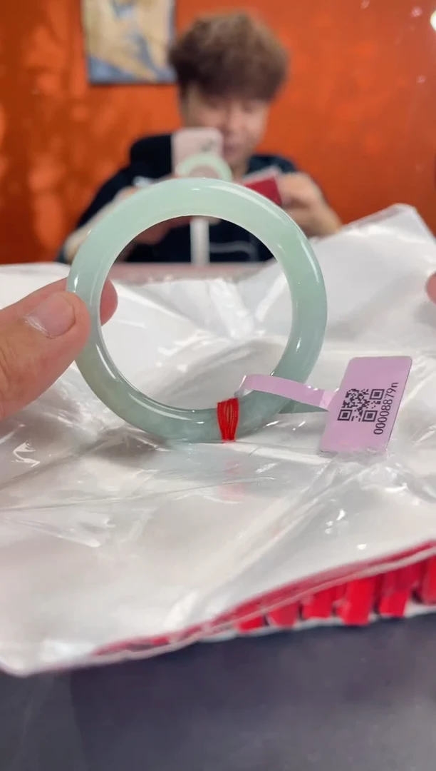 未镶嵌手镯翡翠4