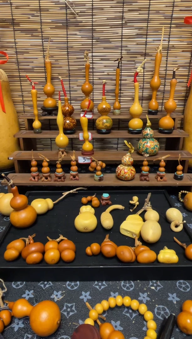 葫芦恰**️翻嘴八宝