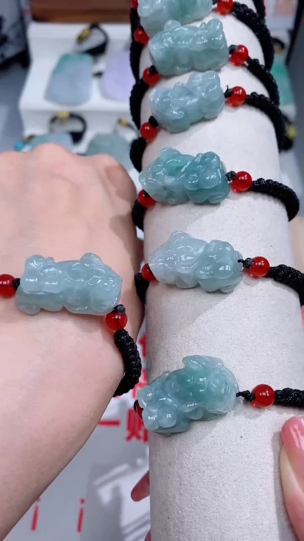 翡翠未镶嵌颈饰手绳吊坠团购多样性发一件