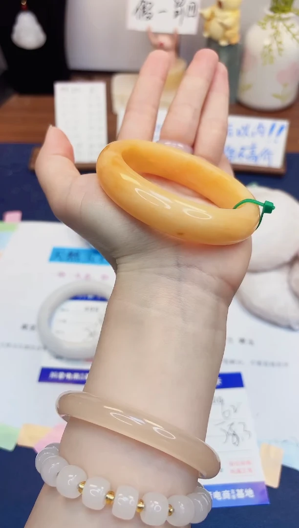 【闪购商品】石英质玉手镯未镶嵌500-财气镯-圈口58