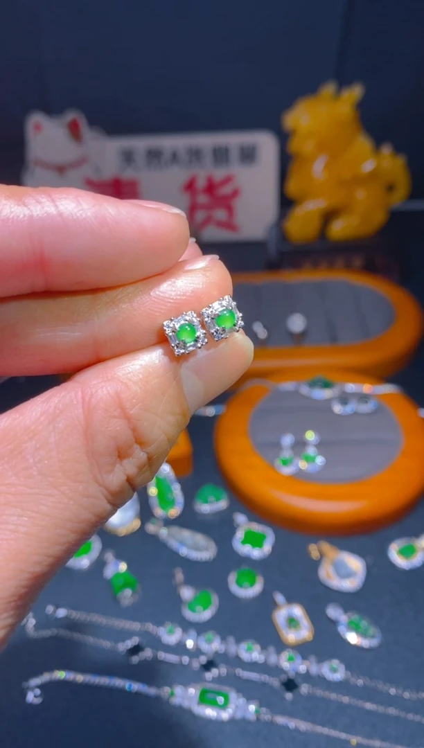 【闪购商品】翡翠耳饰未镶嵌翡翠