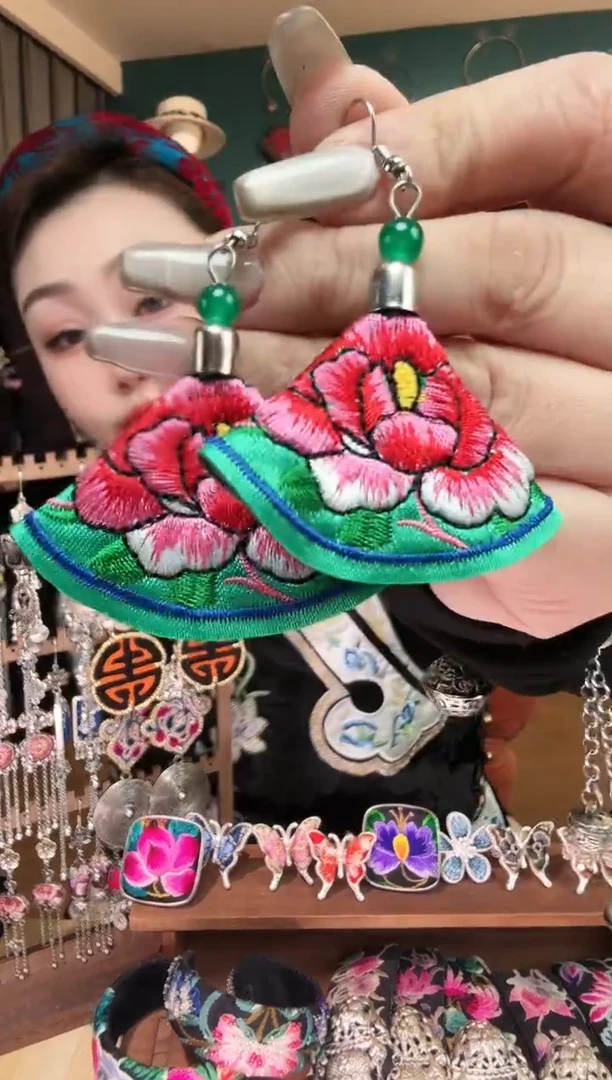 刺绣纯手工民族风刺绣耳环