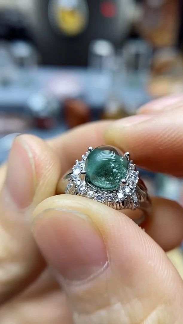 【闪购商品】水晶戒指银S925镶嵌水晶