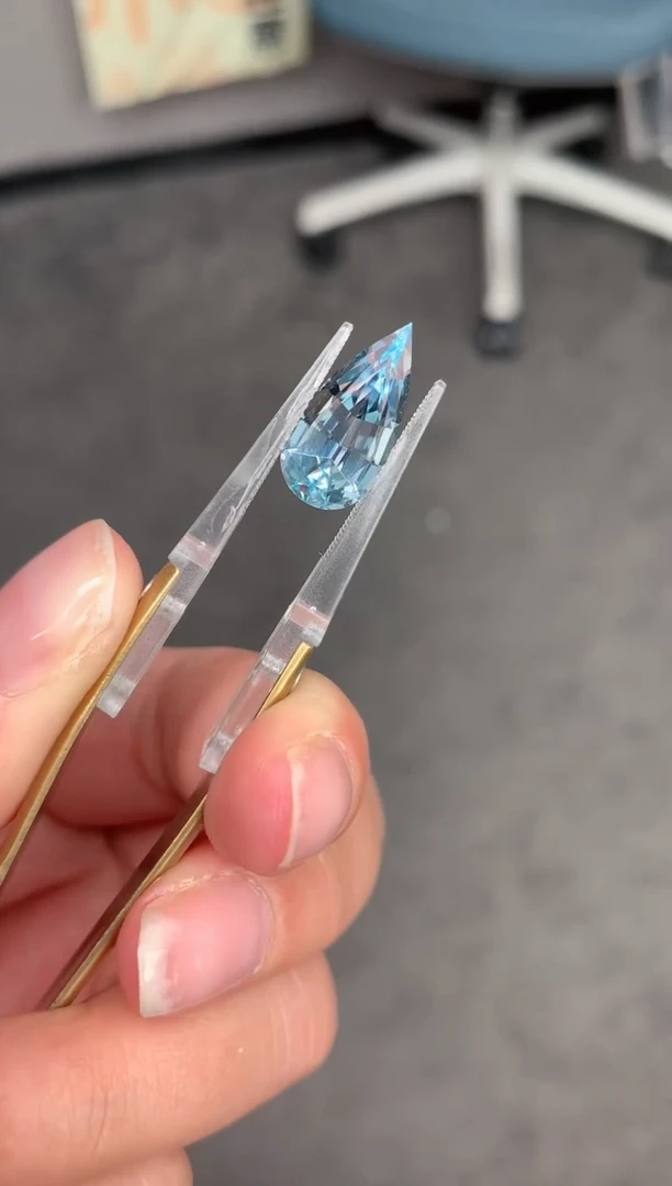 【闪购商品】海蓝宝石裸石未镶嵌4.2ct海蓝宝