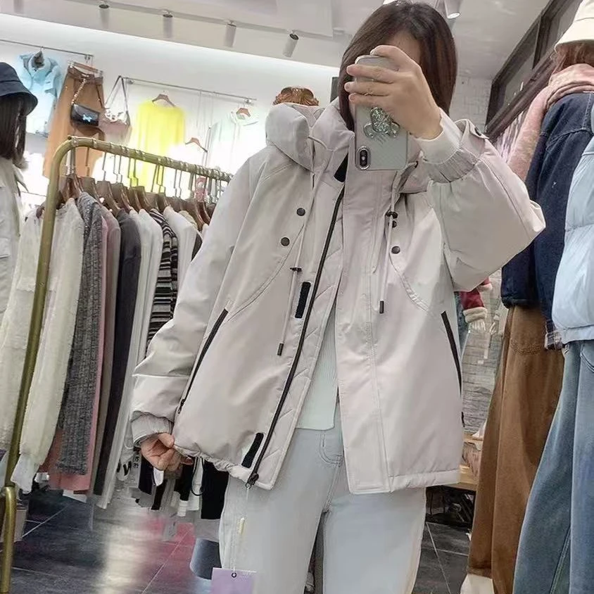 实体店精选磊两侧对称扣外套