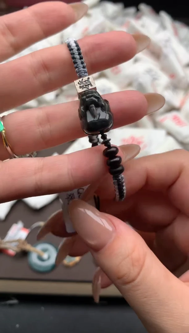 【闪购商品】翡翠手绳未镶嵌一