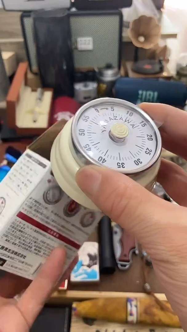 瓷片闪购商品 如图所示