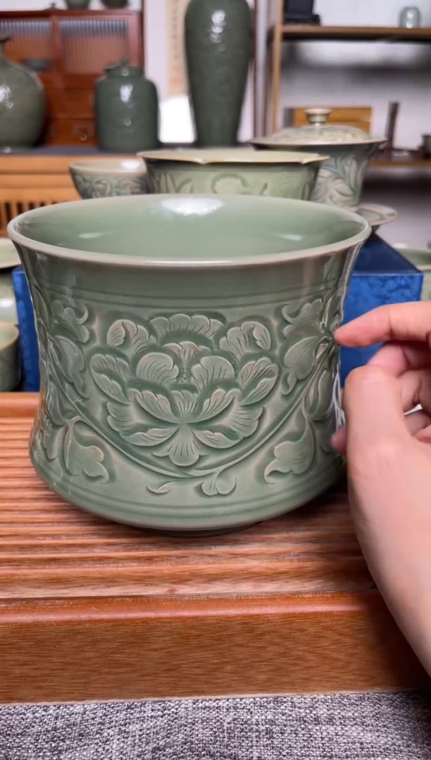 【闪购商品】其他300纯手工缠枝牡丹建水