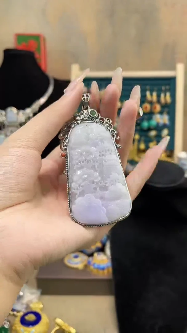 进****家非遗手工花丝镶嵌吊坠