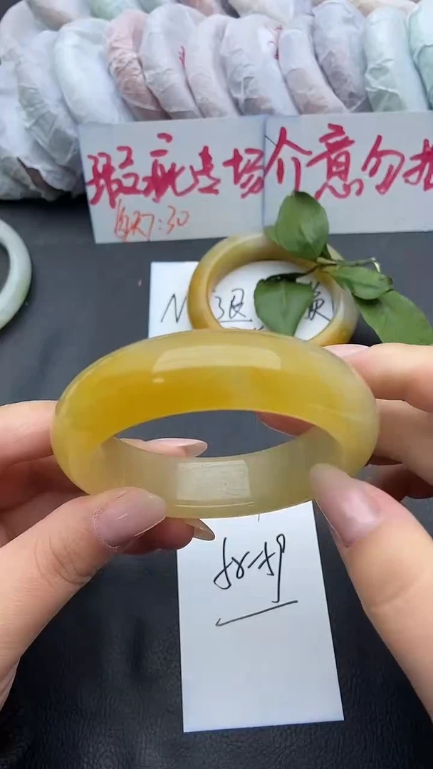 未镶嵌手镯石英质玉瑕疵149+58/59