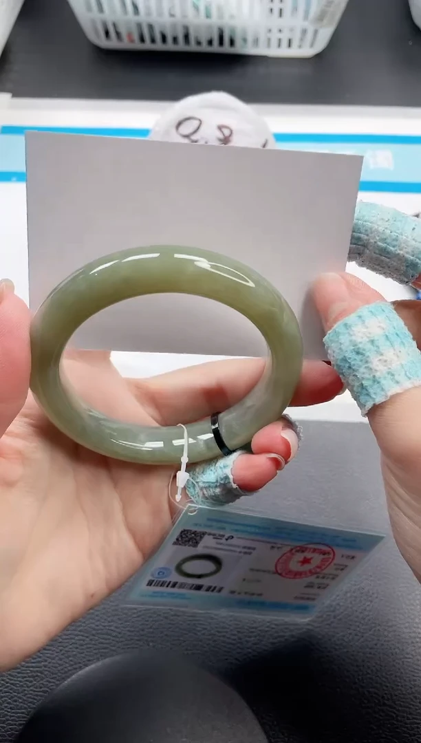 和田玉手镯未镶嵌22V227-58