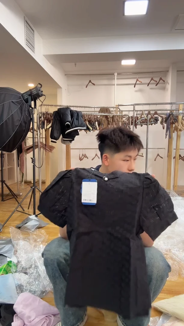 半袖  M 105斤以里