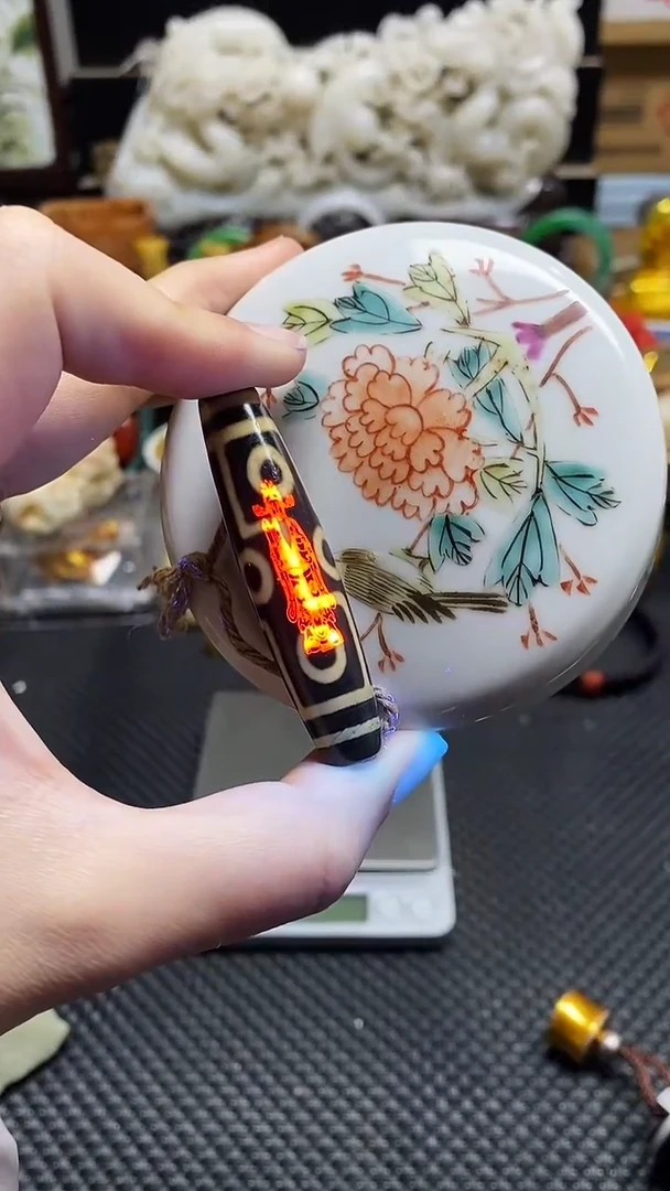 【闪购商品】瓷片瓷片瓷器 摆件1个