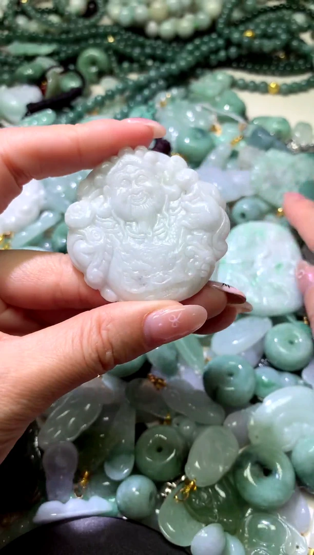 吊坠(不含链)未镶嵌翡翠1