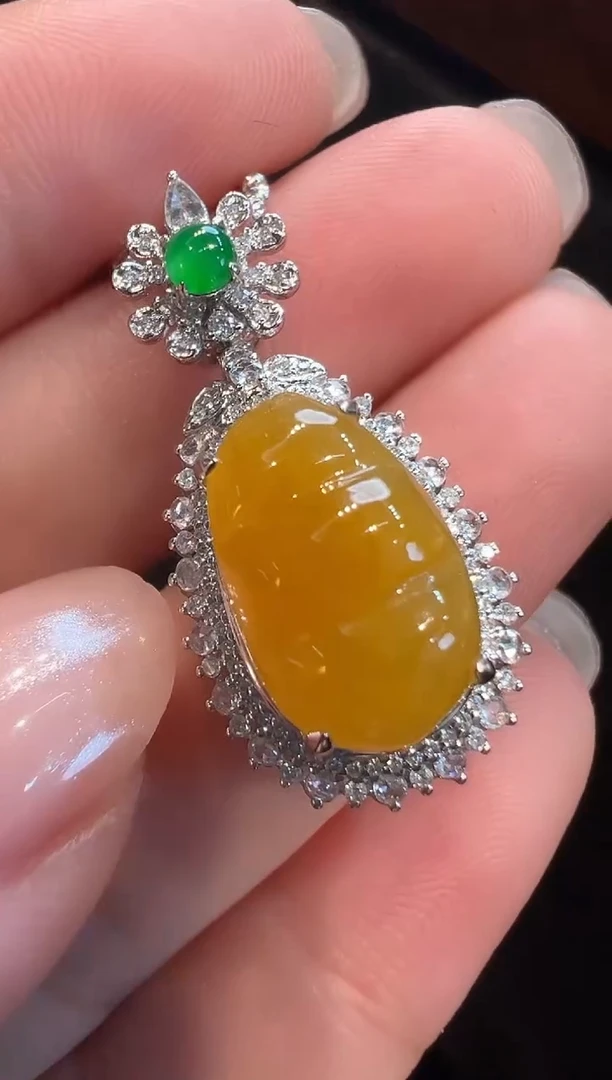 吊坠(不含链)18K金镶嵌翡翠AL6