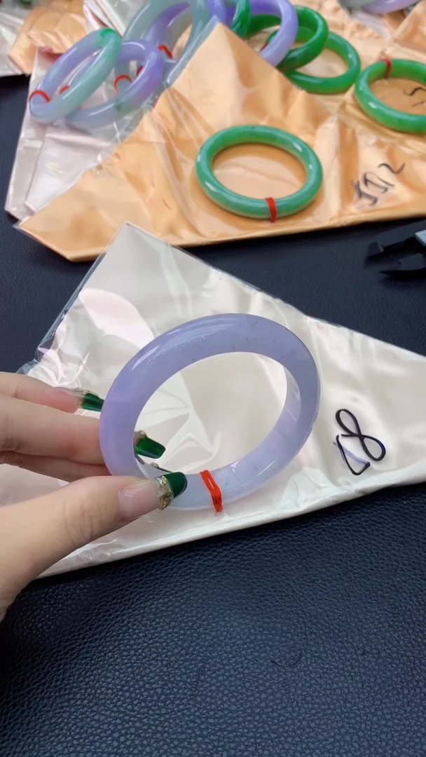翡翠手镯未镶嵌0029717592