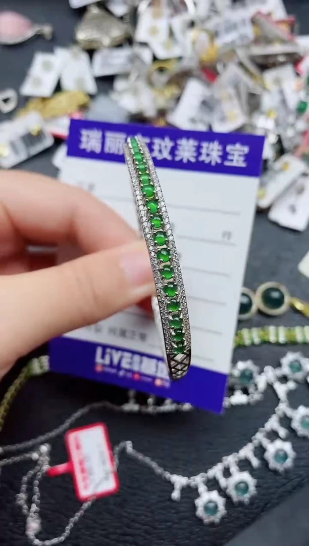 银S925镶嵌戒指翡翠1