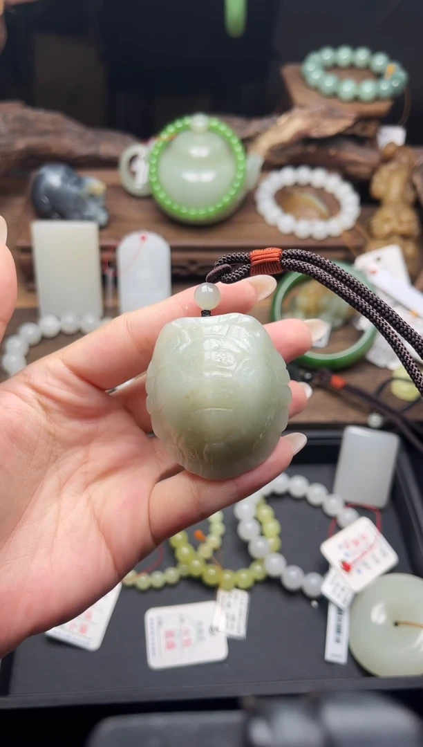 未镶嵌和田玉把件且末青白 富甲一方9012295