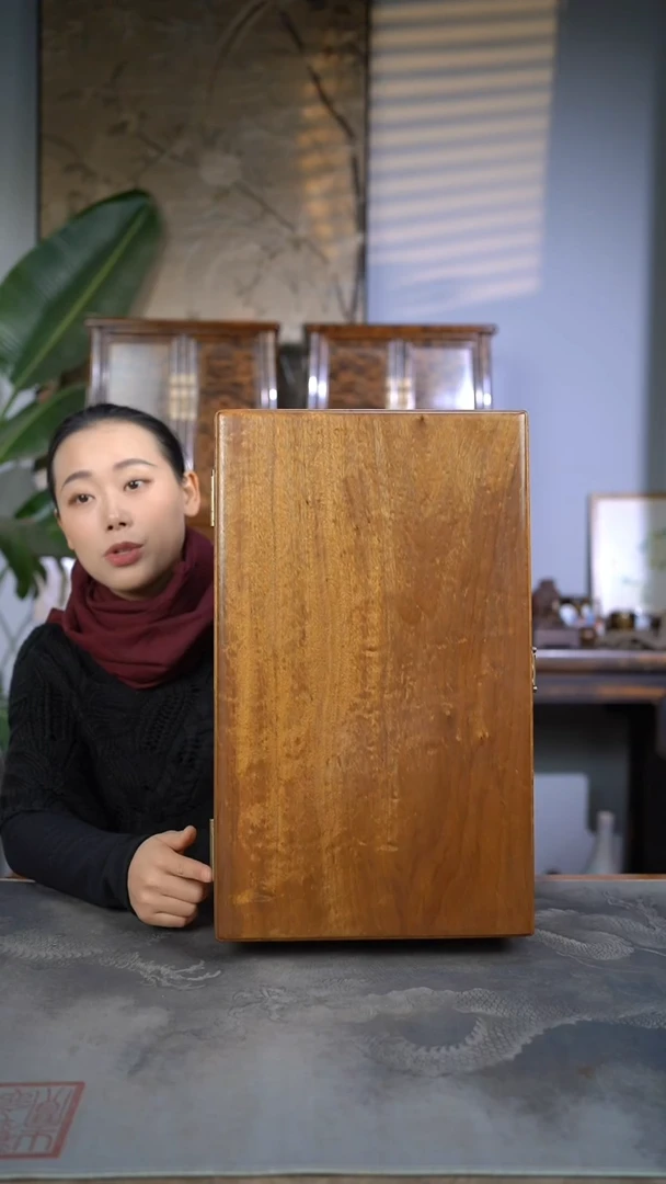 【闪购商品】金丝楠木艺满花精工一木一器收纳箱（药香）