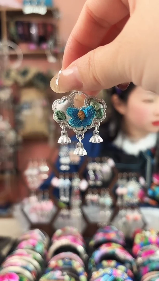 艺枝独绣手工饰品83