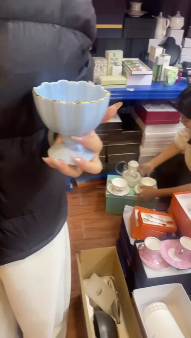 杯鸿辉家品牌瓷器，京东包邮！