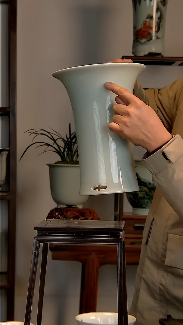 景德镇手工陶瓷花盆--微微瑕