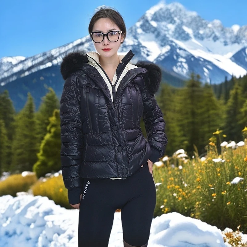 99新 MONCLER 亿颗潮奢  黑色带毛领短款羽绒服 2码 V143