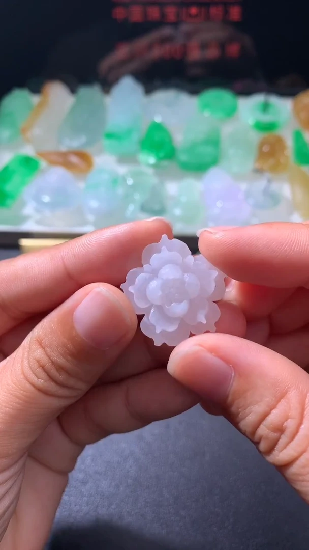 未镶嵌定制翡翠