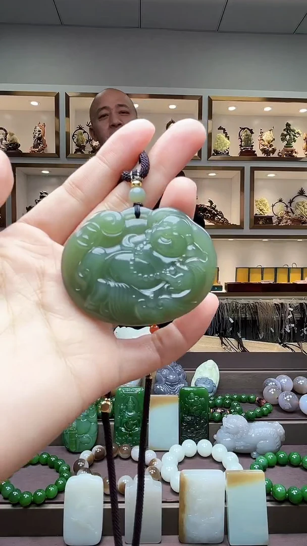 【闪购商品】和田玉颈饰未镶嵌苏