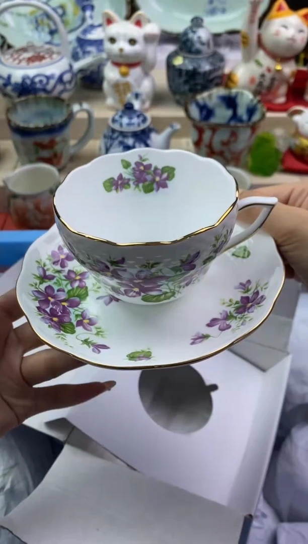 【闪购商品】瓷片隆莲瓷器欢迎大家