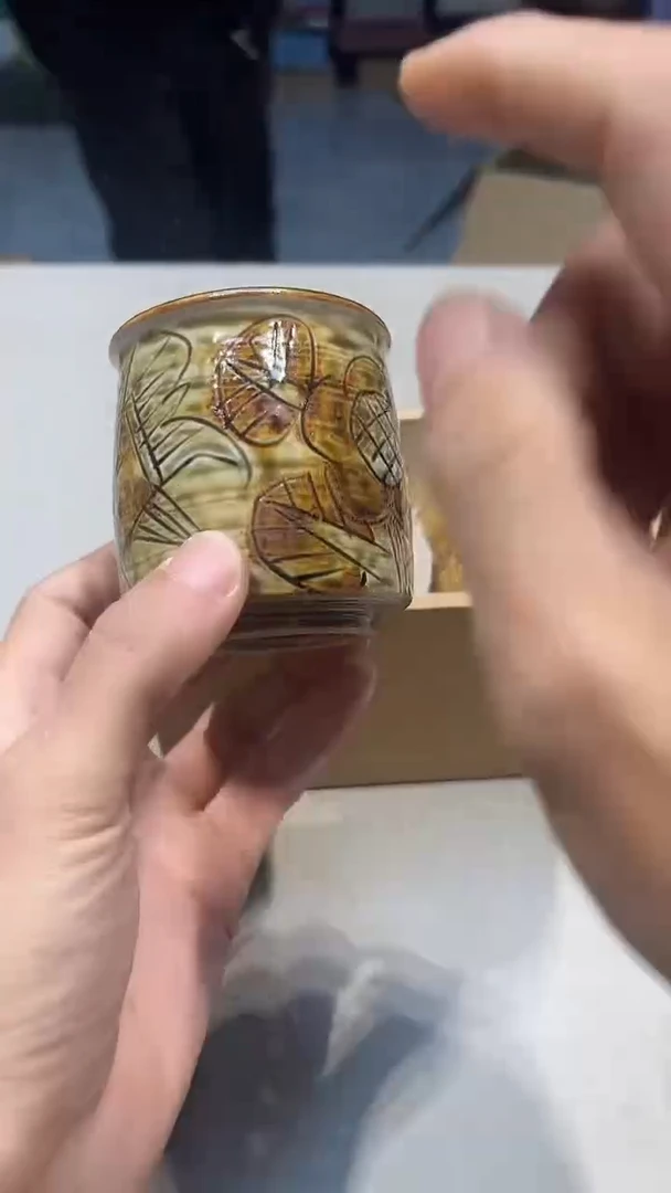 手工艺品琉璃小* 城城工艺品店