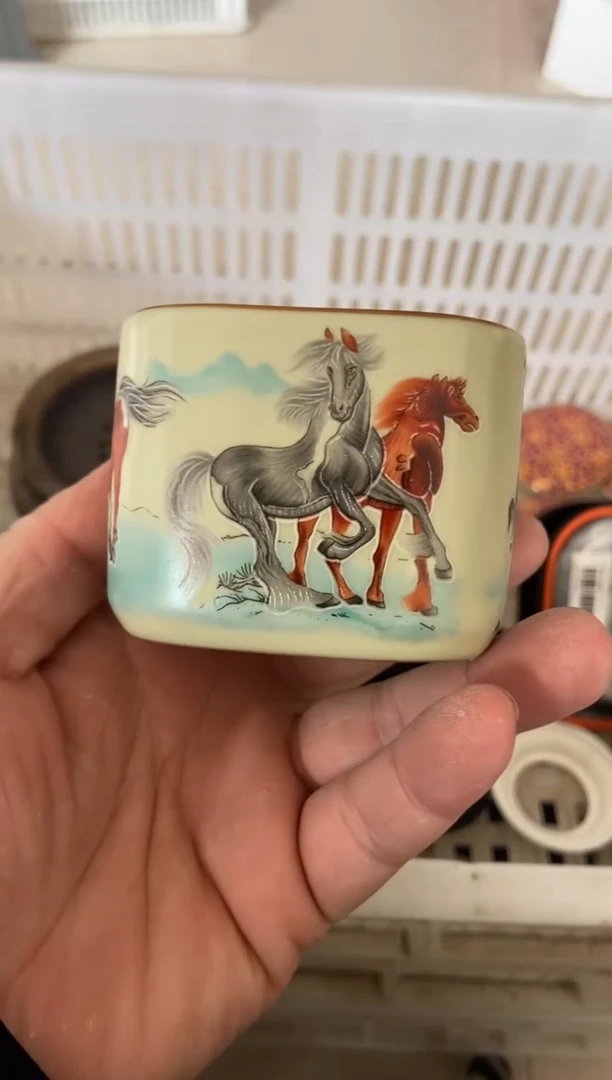 杯无运费险有瑕疵的摄影的产品有使用过的痕迹有点脏介意勿拍