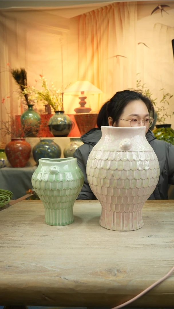 高  口 陶瓷花瓶套组