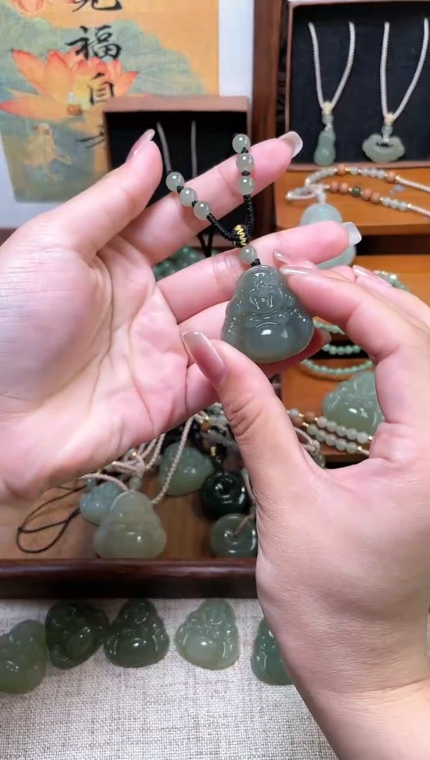 和田玉未镶嵌颈饰30