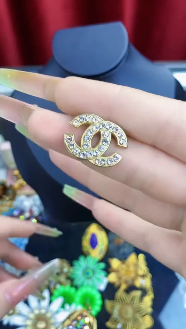 合金琉璃楚楚中古珠宝甄选不退换