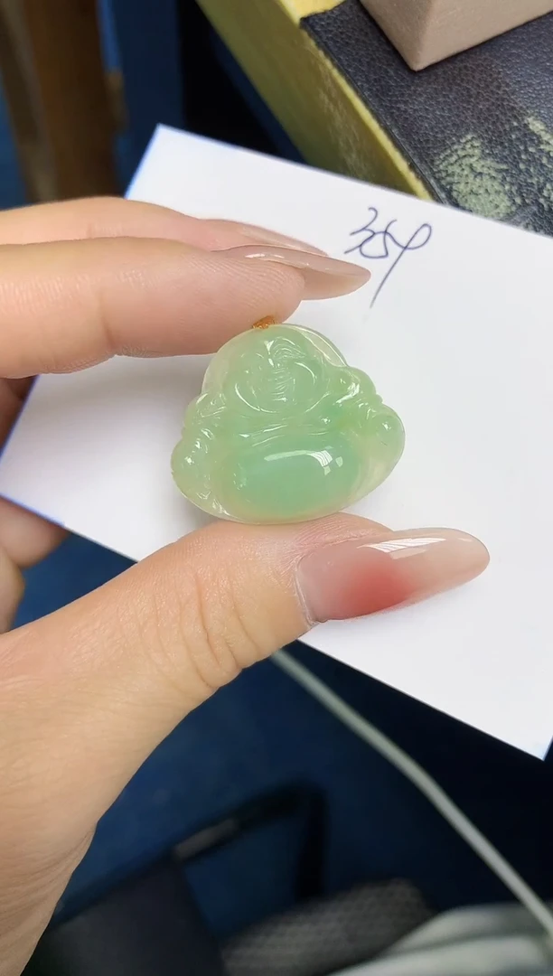 翡翠未镶嵌颈饰 天然缅甸翡翠A货