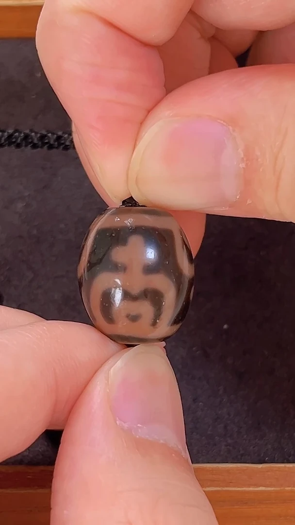 未镶嵌颈饰玛瑙/玉髓曲贡黑金全手宝瓶达洛19.2*16.4