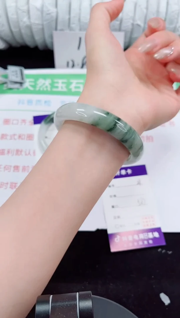未镶嵌手镯石英质玉217-58/59
