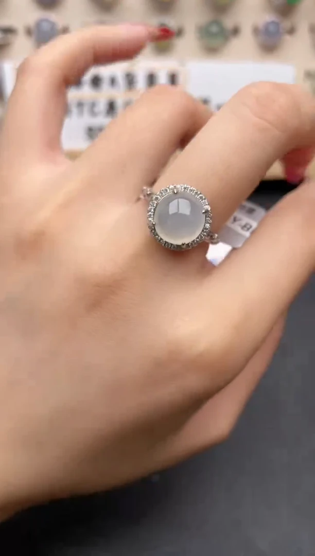 【闪购商品】翡翠戒指银S925镶嵌一物一证一礼盒